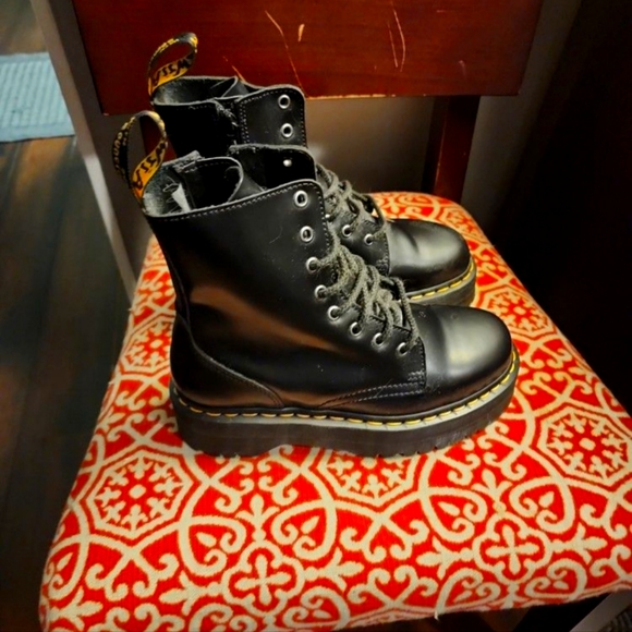 Doc Marten Boots - Picture 3 of 3